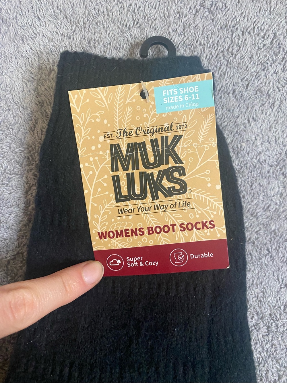 ✨NWT Black MUK LUKS Women's Boot Socks designed for a super soft and cozy fit! - Picture 3 of 5